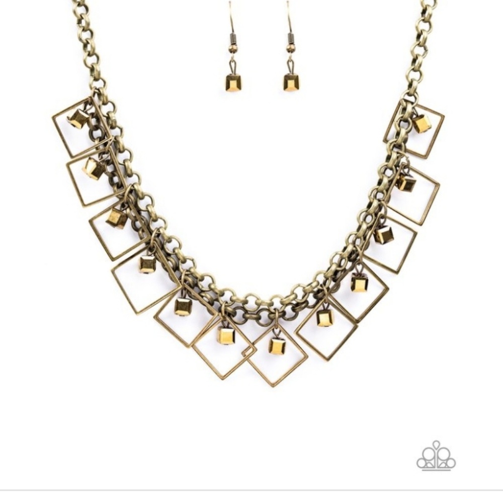 GEO Down In History-Necklace